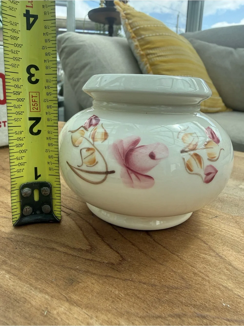 HOMCO floral candlestick holder- Cream and Pink NIB